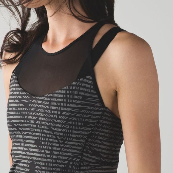 Lululemon Running In The City Tank Stripe Play Slate Black - Picture 2 of 9